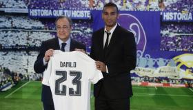 تقديم دانيلو في ريال مدريد بالصور وفيديو