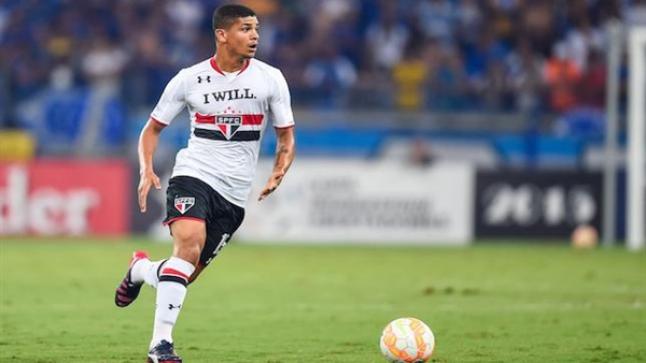 فالديفيا و دينلسون بيريرا يتغيبان على تدريبات الوحدة الإماراتي