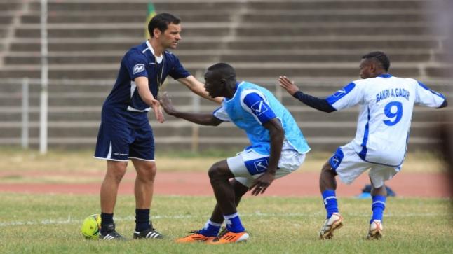 قناة ناقلة لمباراة سموحة المصري والهلال السوداني ومعلقين اللقاء