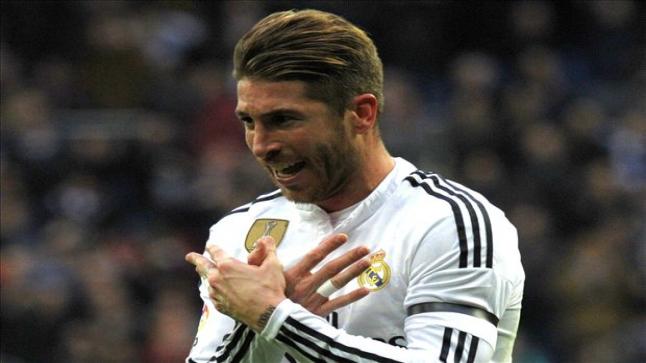 راموس يبلغ بيريز موقفه النهائي حول البقاء أو الرحيل عن ريال مدريد